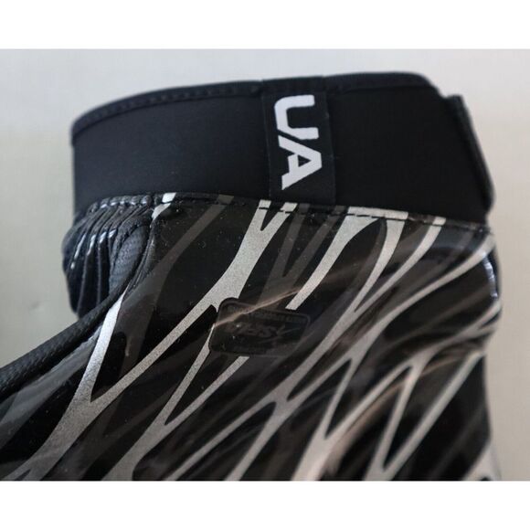 Under Armour Adult Sz 2XL Black Spotlight Wide Receiver Football Gloves - Picture 4 of 5